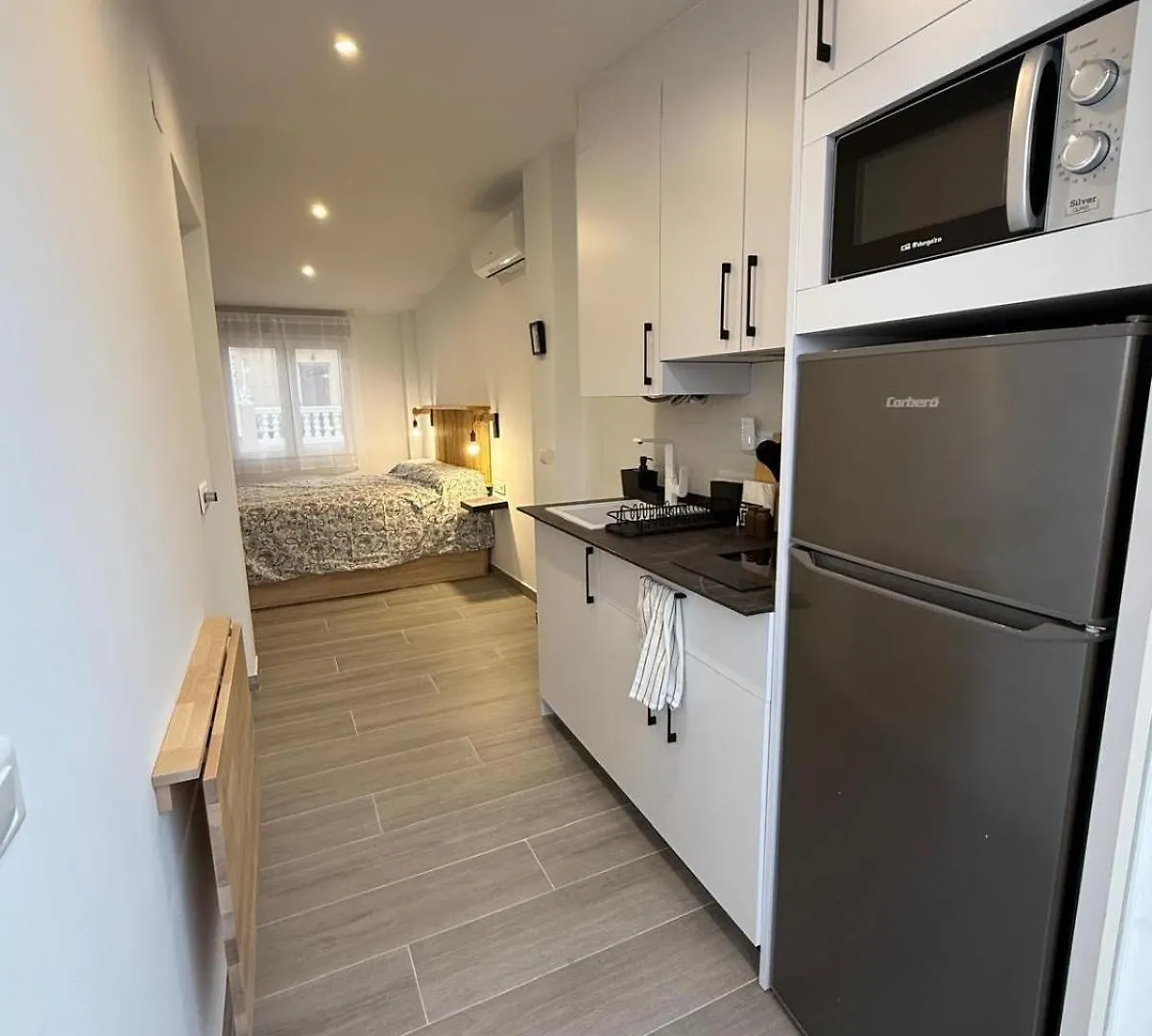 Apartamento Maui Beach En El Palo Μάλαγα 0*,