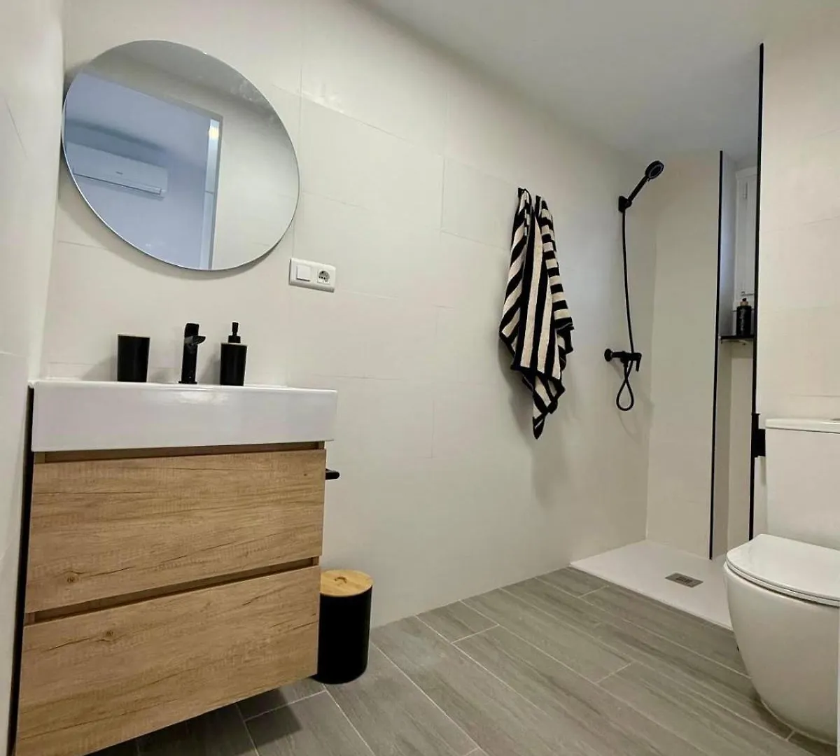 Apartamento Maui Beach En El Palo Μάλαγα